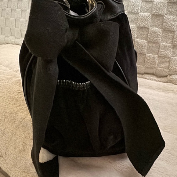 Juicy Couture Black Shoulder Bag with Crown Embroidery - Picture 5 of 9